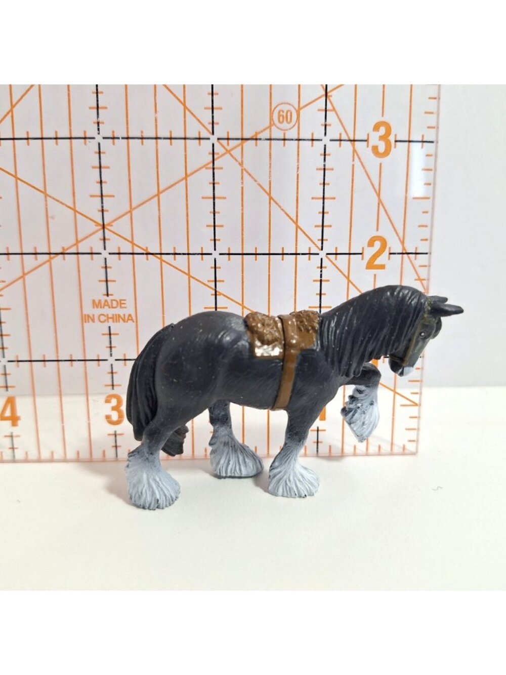 Angus Disney Brave Horse Figure Miniature 3" Black White Cake Topper - Picture 3 of 9